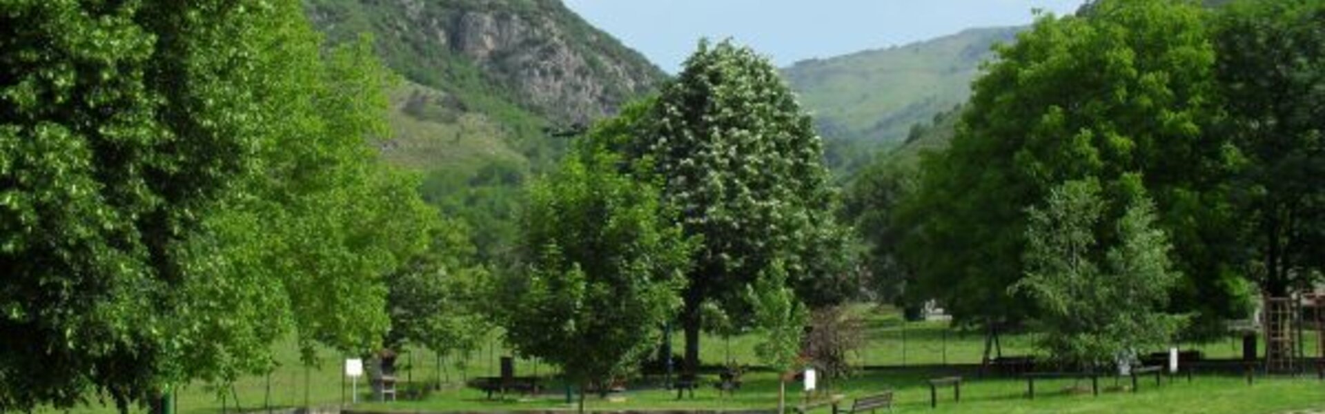 Le terrain de jeux & pétanque de la commune de Verdun (09) Ariège